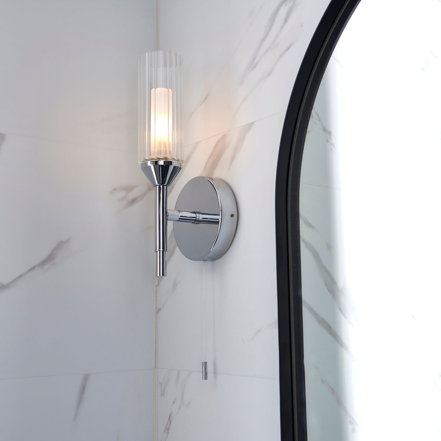 Polished Chrome & Ribbed Glass One Lamp IP44 Wall Light - ID 11638