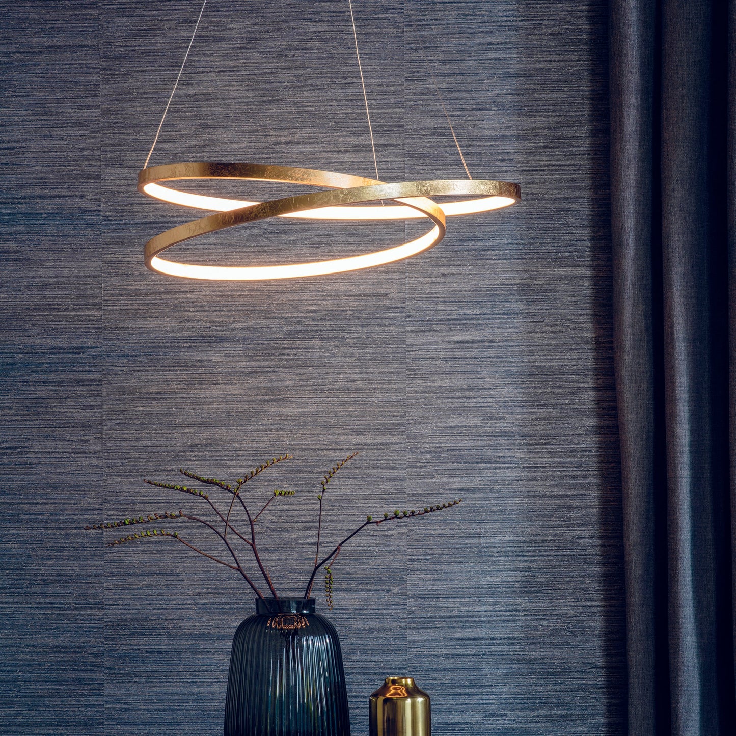 Gold leaf LED Loop Pendant ID 11888