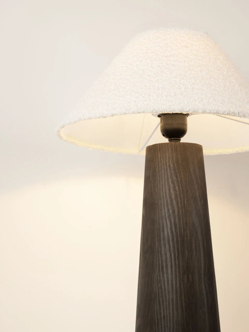 OKU Veneer & Bouclé Fabric Table Lamp - ID 15109