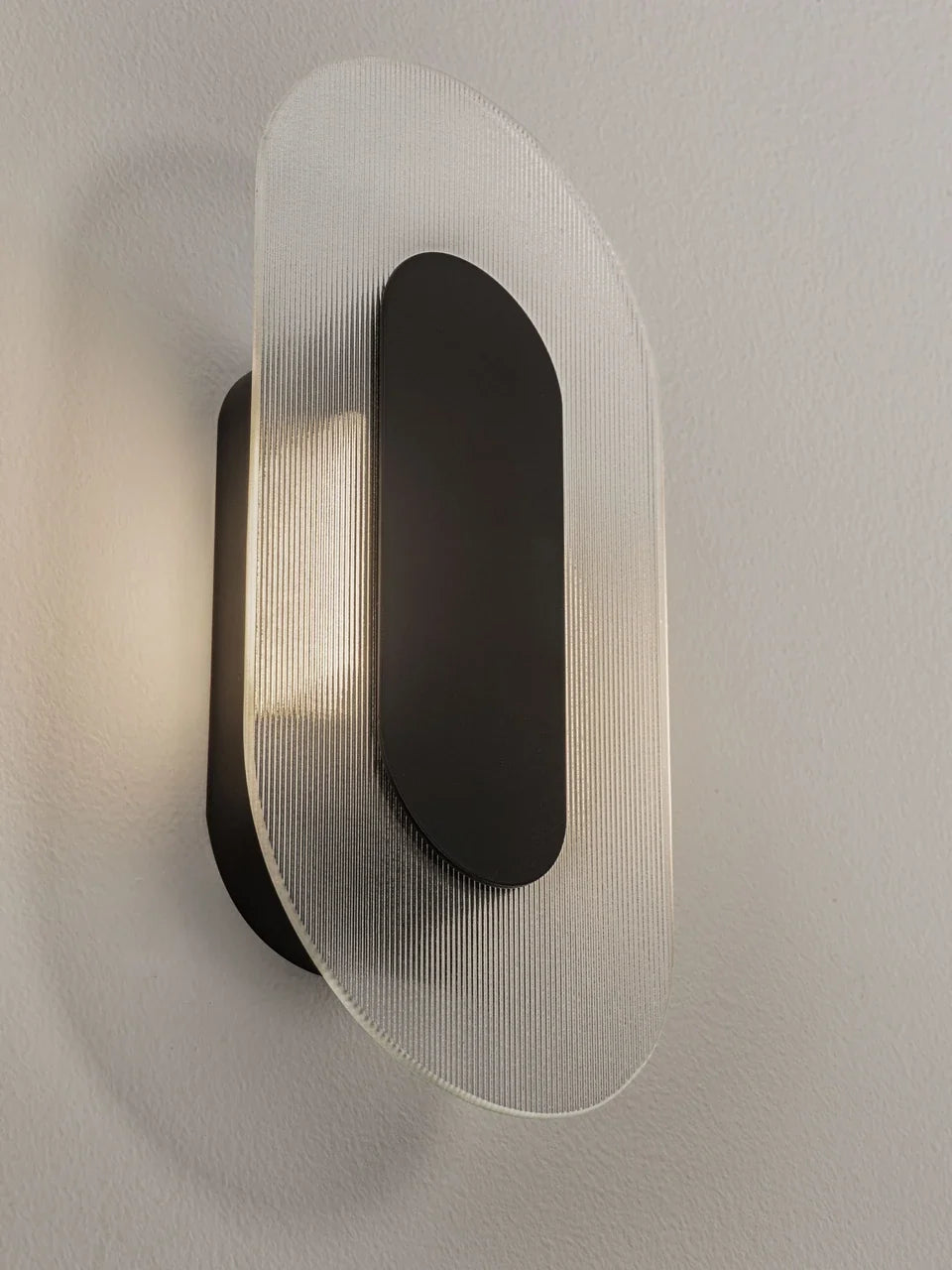 RIO Small Matt Black & Textured Clear Glass LED Linear Wall Light - ID 15026