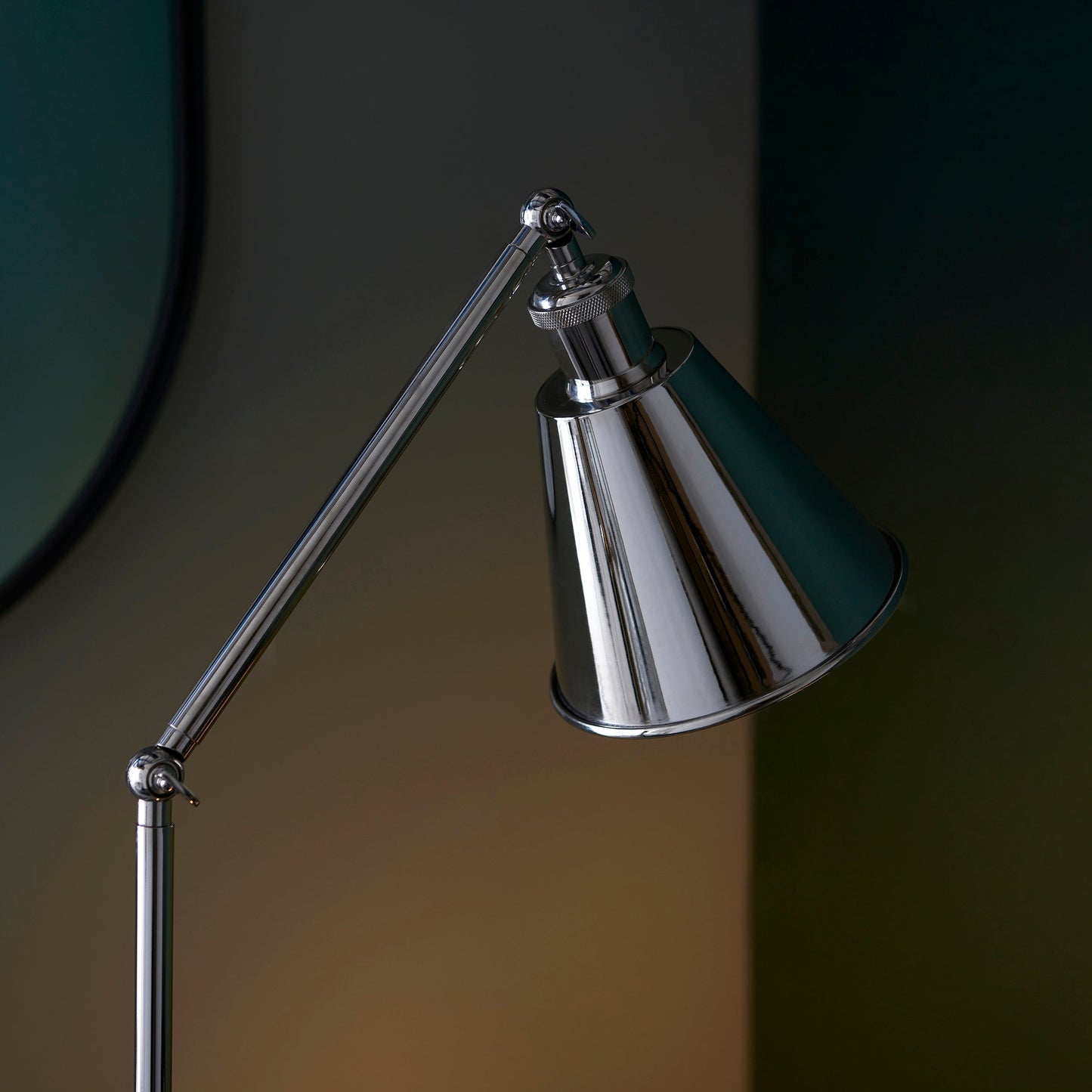 Bright Nickel Plated Adjustable Floor Lamp - ID 11692