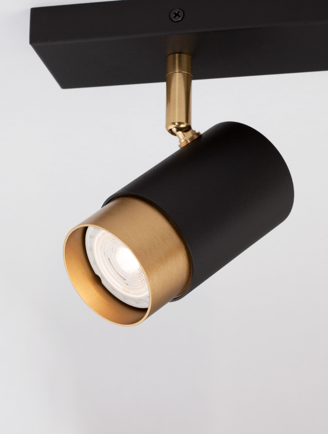 POG Double Linear Spotlight - ID 11909