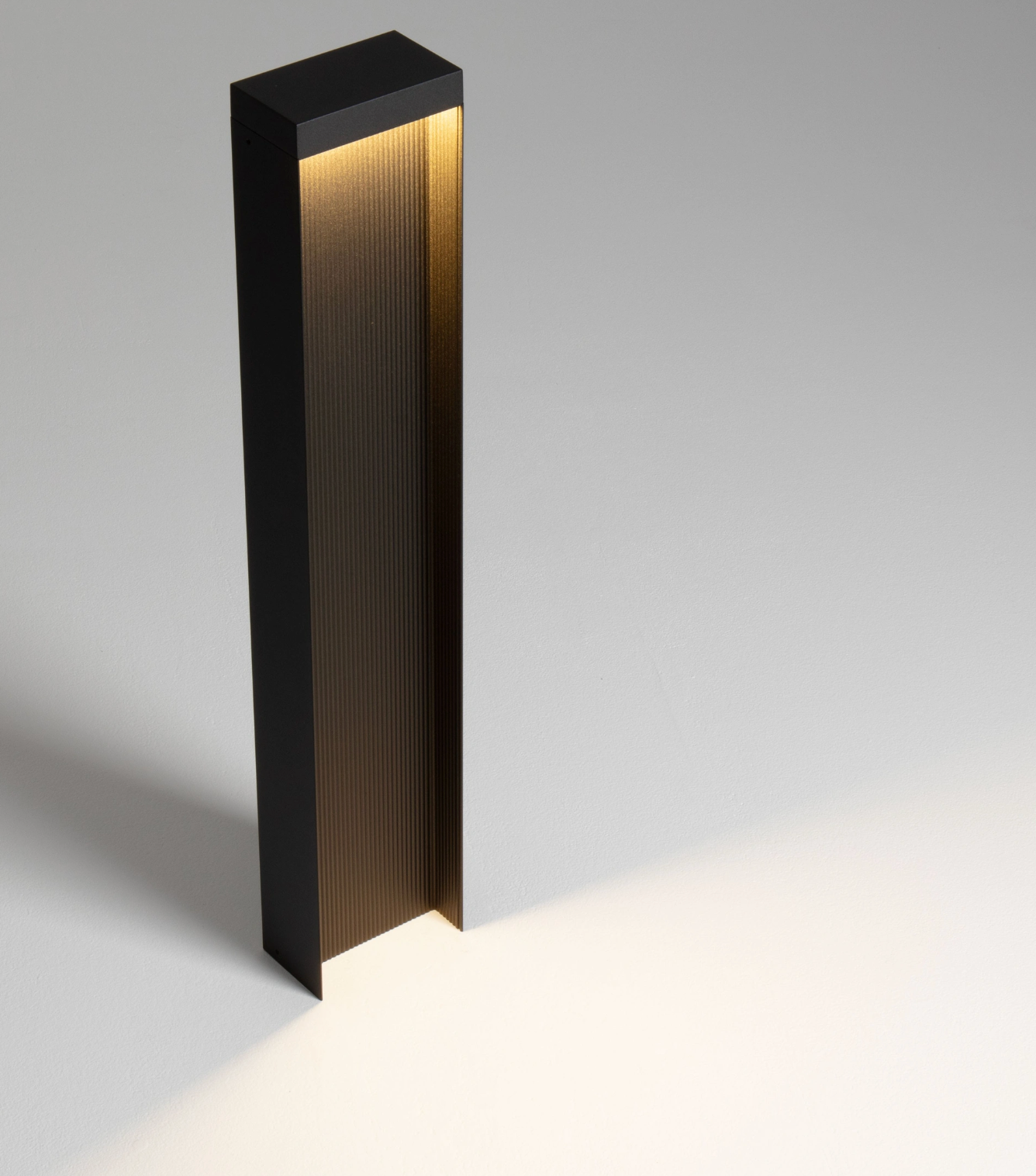 Avenue 75cm Dark Anthracite Exterior Coastal Bollard - ID 14721
