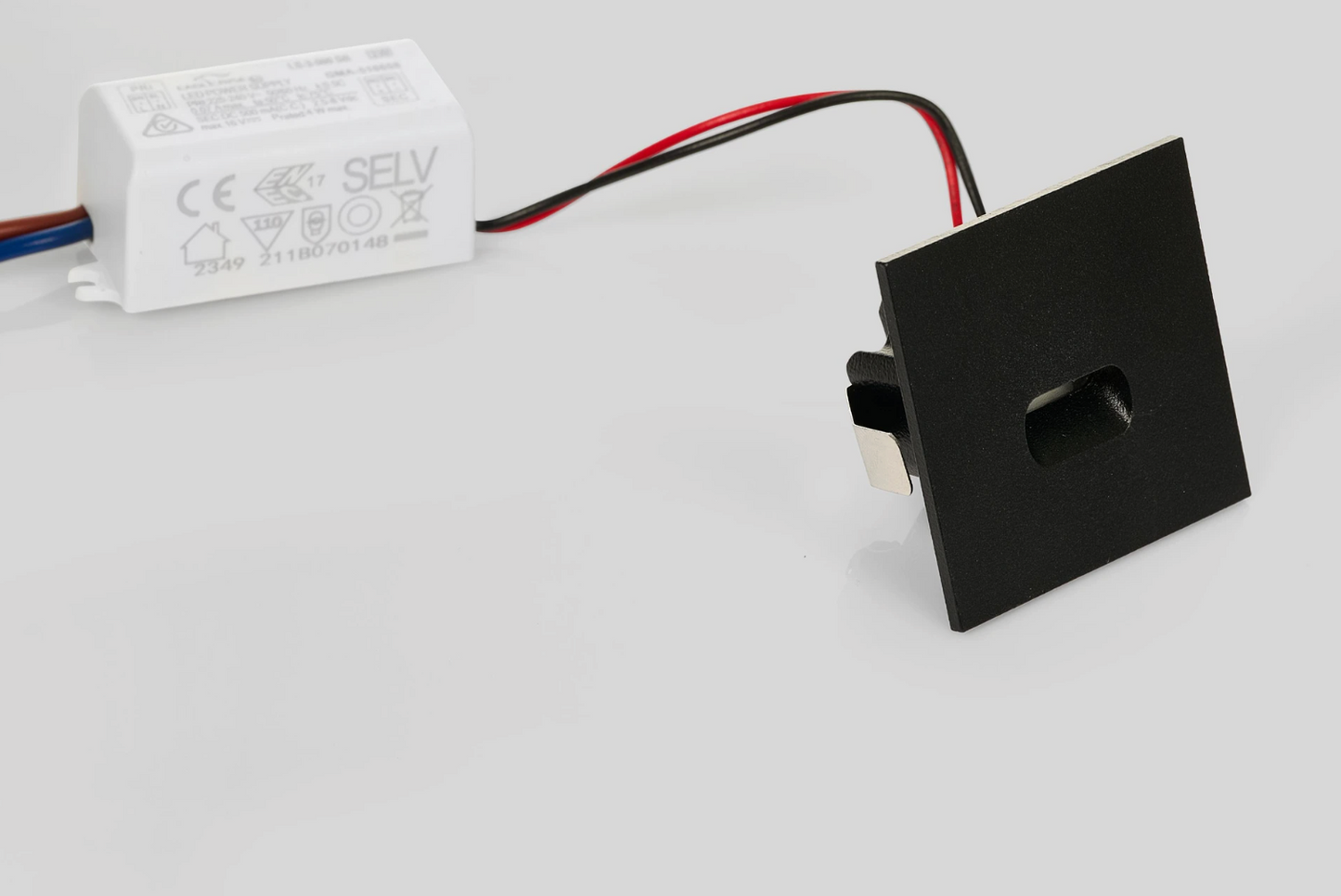 NL ID 14844 indoor wall recessed square step light, black, in-line driver inc