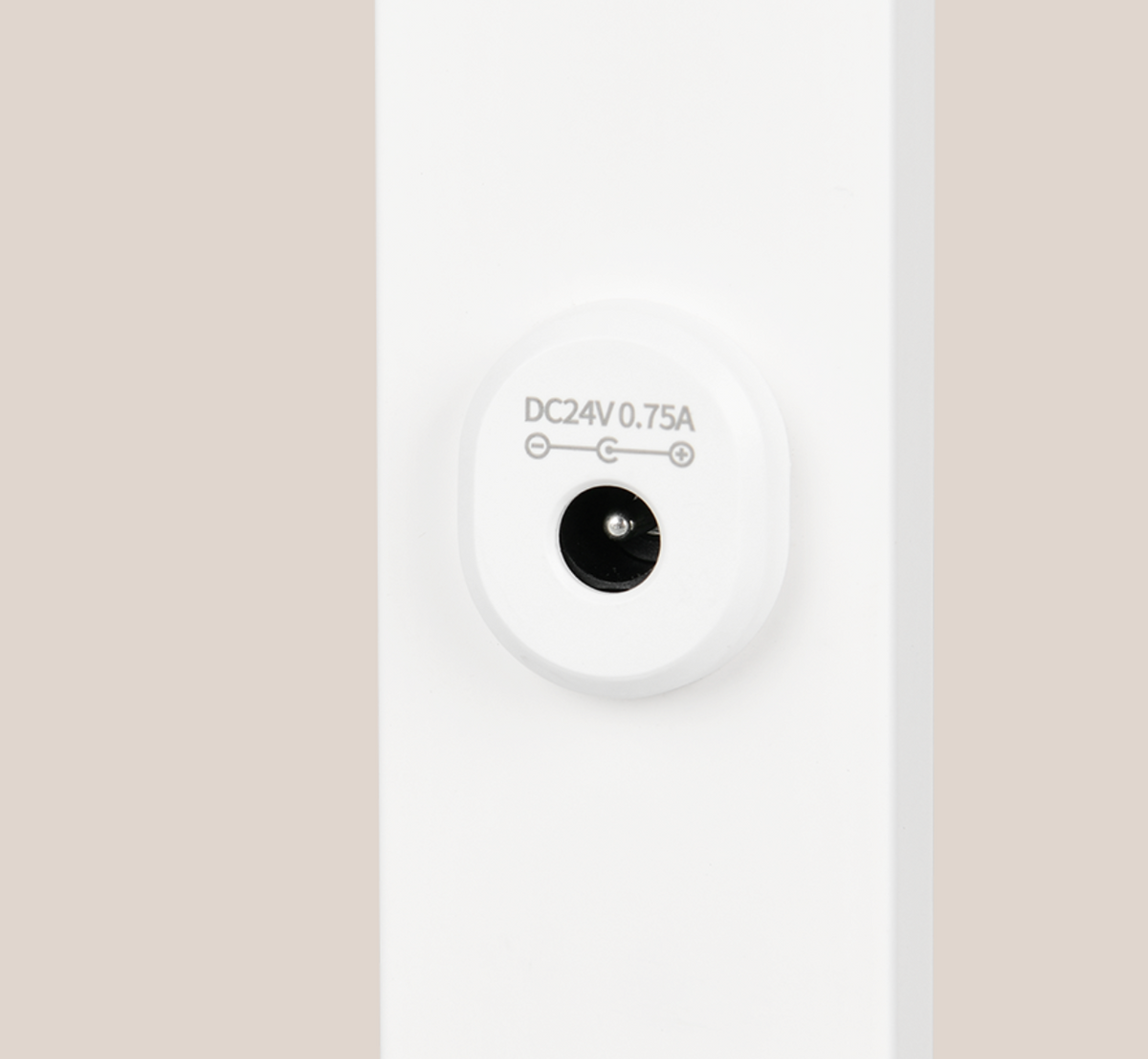 VERS Adjustable White Desk Light - ID 14949